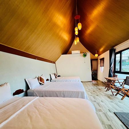 Tropical Valley Homestay - Villas 퐁냐 외부 사진