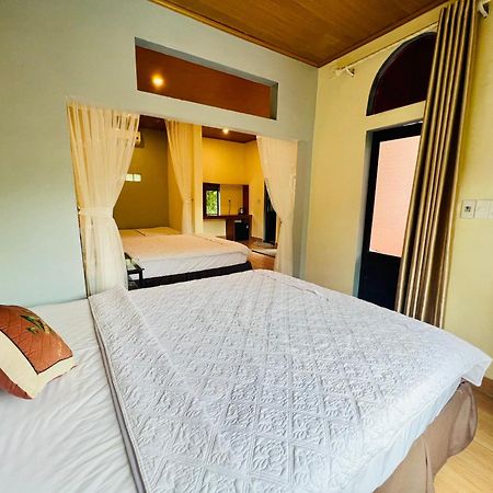 Tropical Valley Homestay - Villas 퐁냐 외부 사진