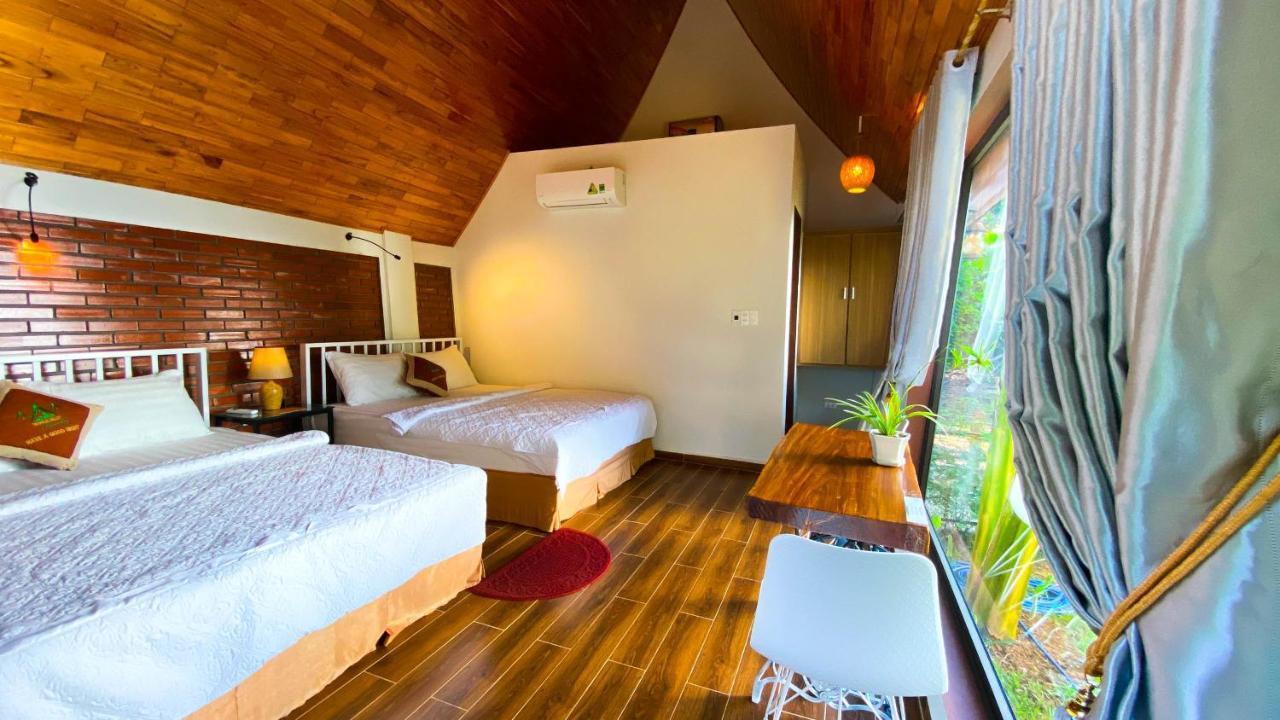 Tropical Valley Homestay - Villas 퐁냐 외부 사진