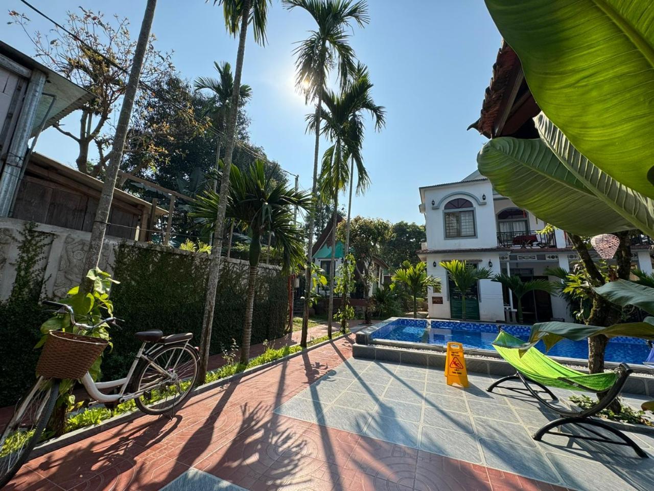 Tropical Valley Homestay - Villas 퐁냐 외부 사진