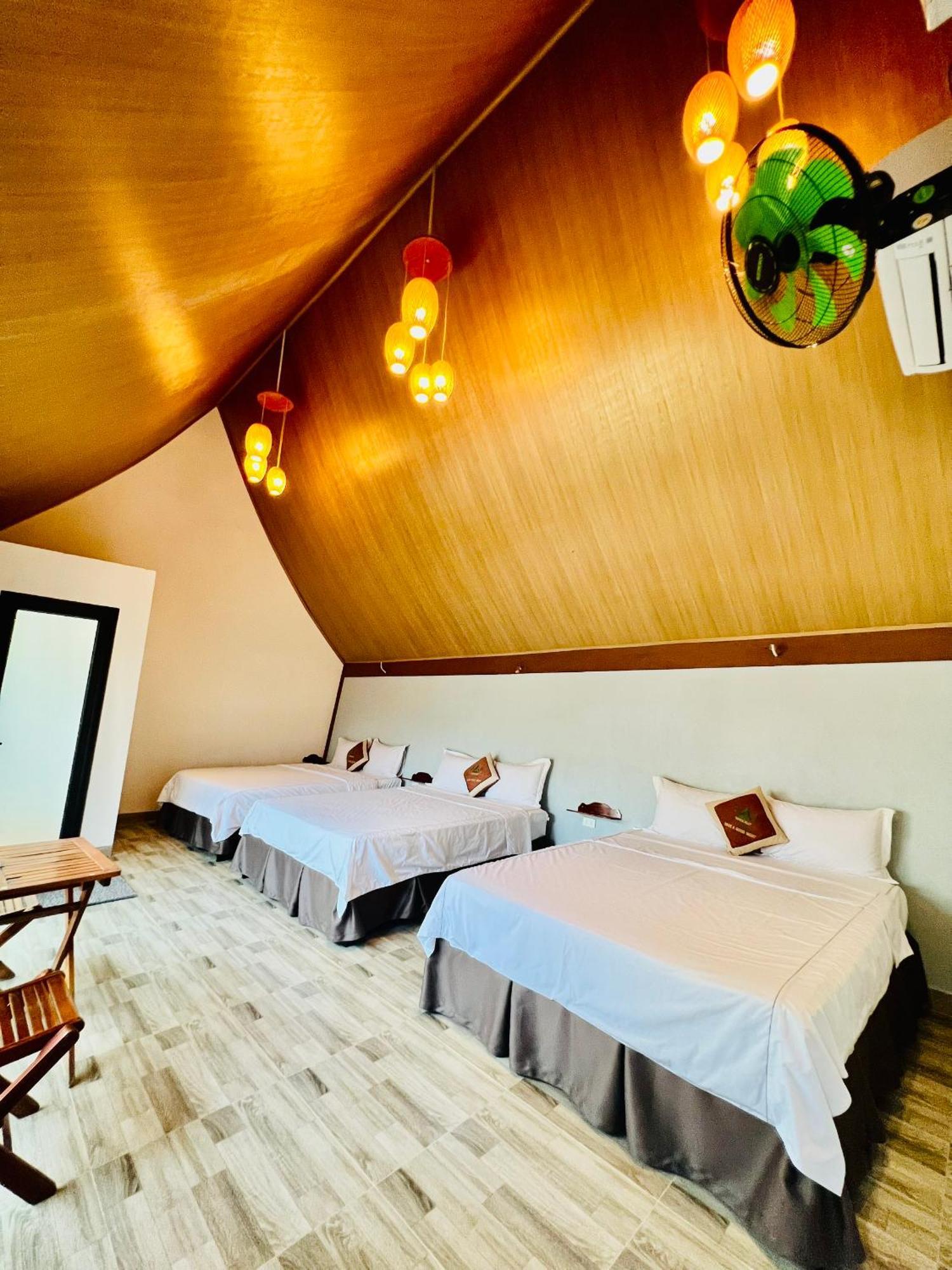 Tropical Valley Homestay - Villas 퐁냐 외부 사진