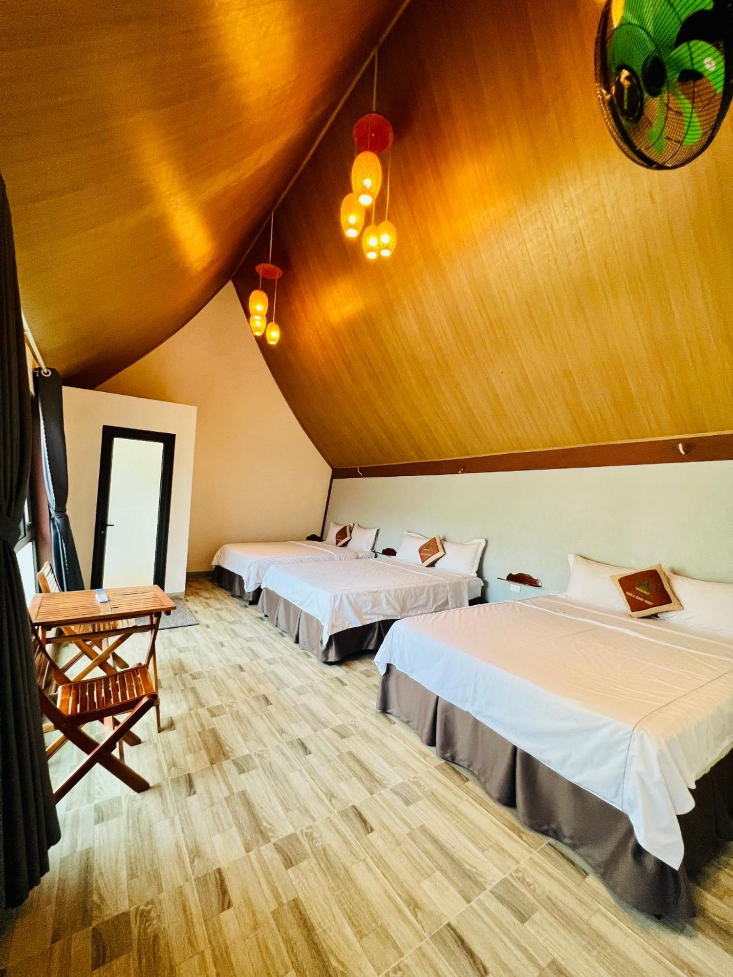 Tropical Valley Homestay - Villas 퐁냐 외부 사진