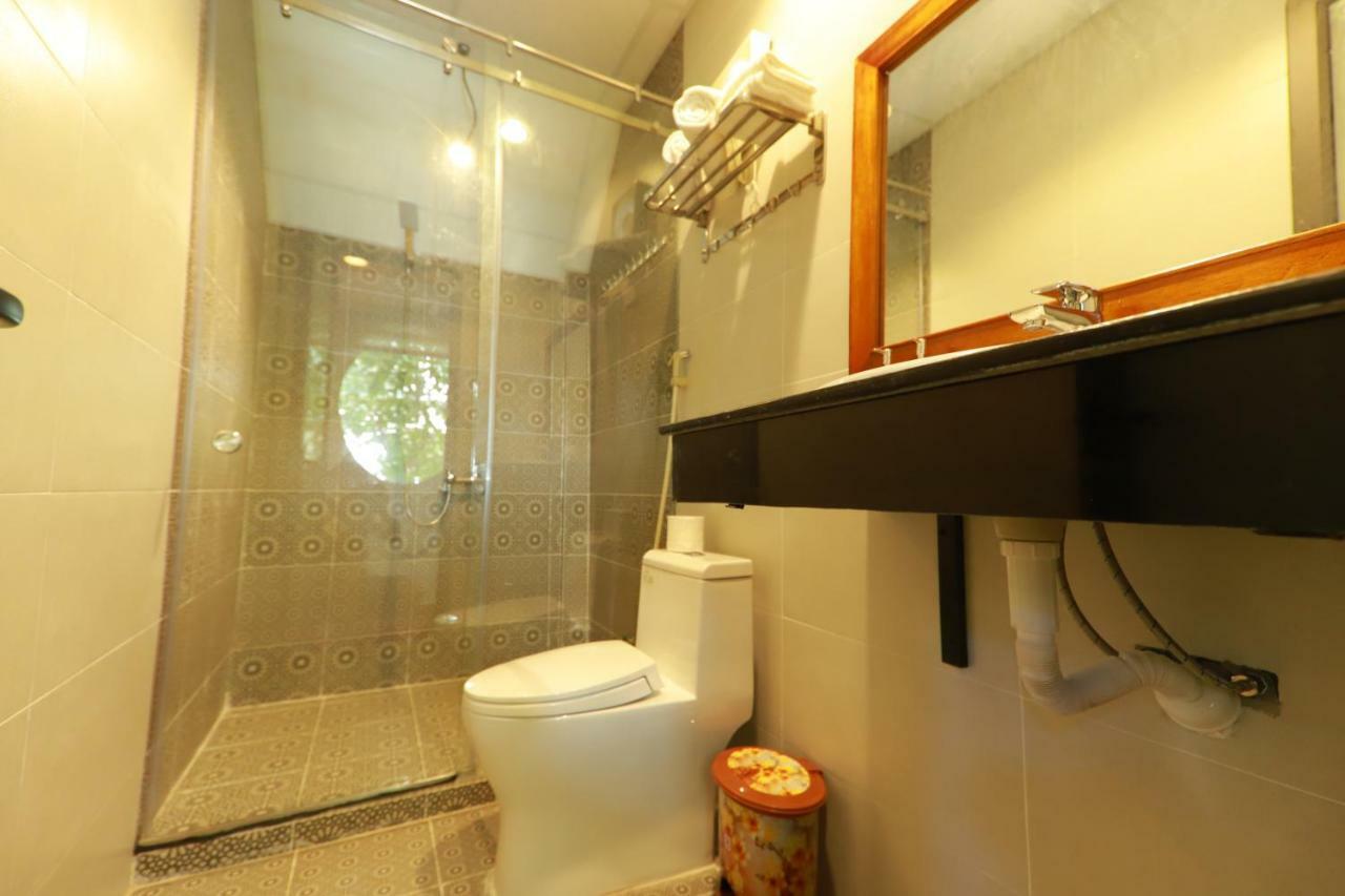 Tropical Valley Homestay - Villas 퐁냐 외부 사진