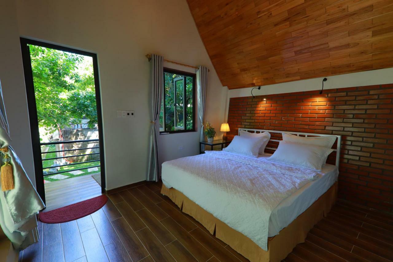 Tropical Valley Homestay - Villas 퐁냐 외부 사진