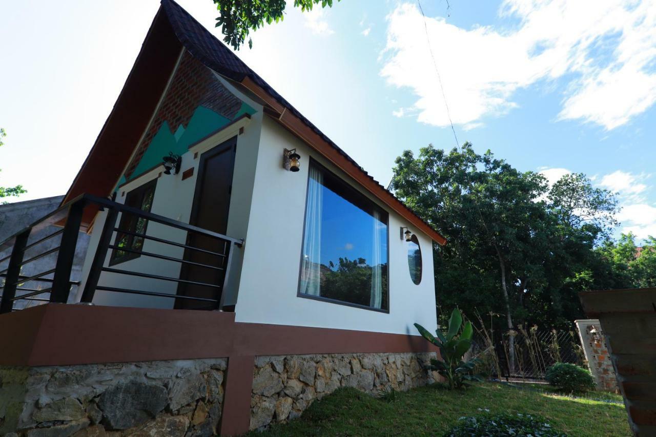 Tropical Valley Homestay - Villas 퐁냐 외부 사진