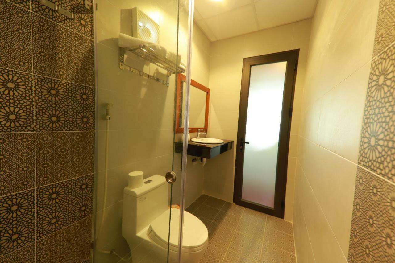 Tropical Valley Homestay - Villas 퐁냐 외부 사진