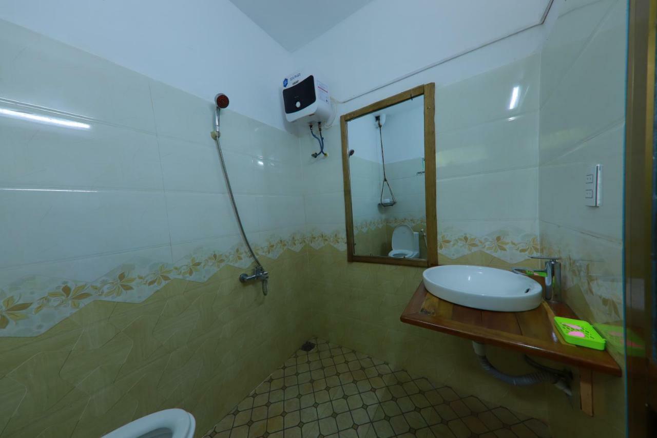 Tropical Valley Homestay - Villas 퐁냐 외부 사진