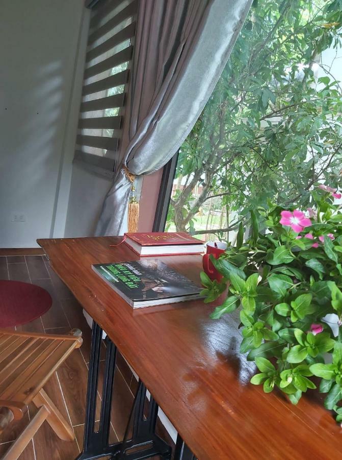 Tropical Valley Homestay - Villas 퐁냐 외부 사진