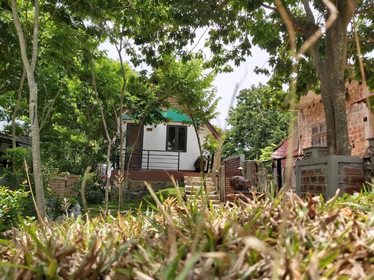 Tropical Valley Homestay - Villas 퐁냐 외부 사진